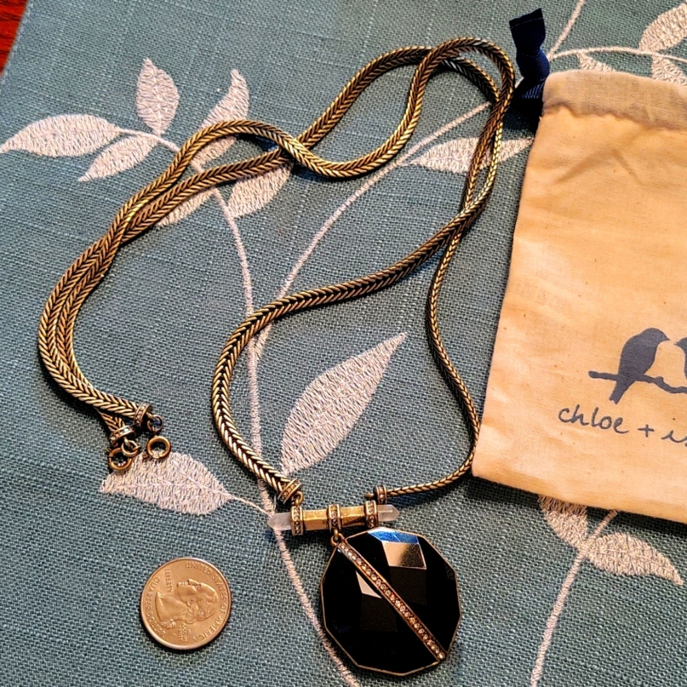 Chloe & Isabel Atlas necklace.